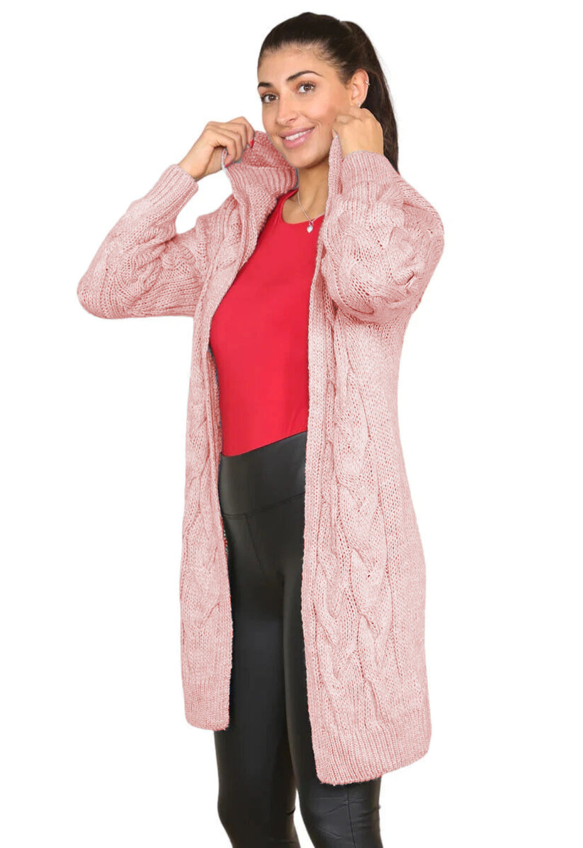 Damen Langer Strickmantel mit elegantem Zopfmuster und Kapuze Stalluxe
