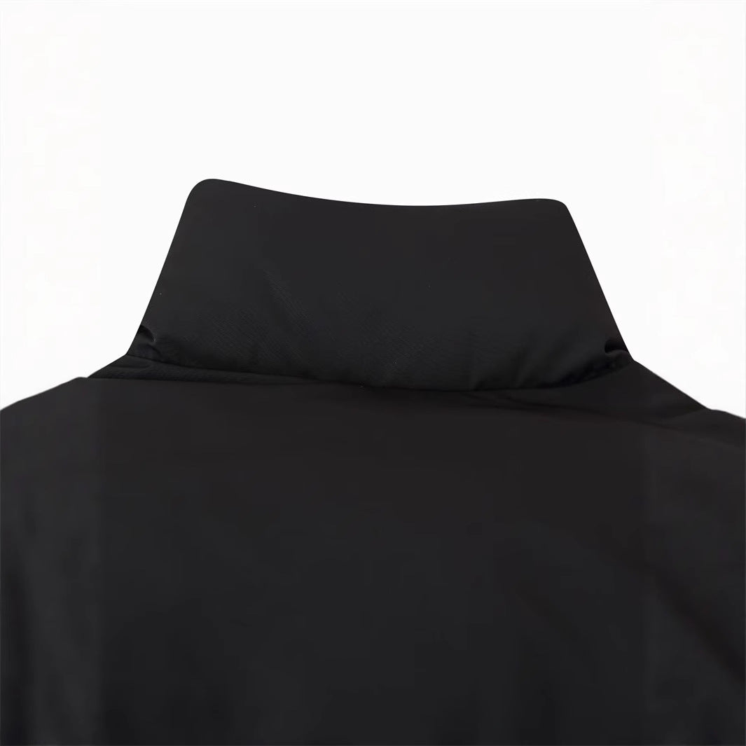 Damen modische cropped Steppjacke mit hohem Kragen und verstellbarem Saum Stalluxe