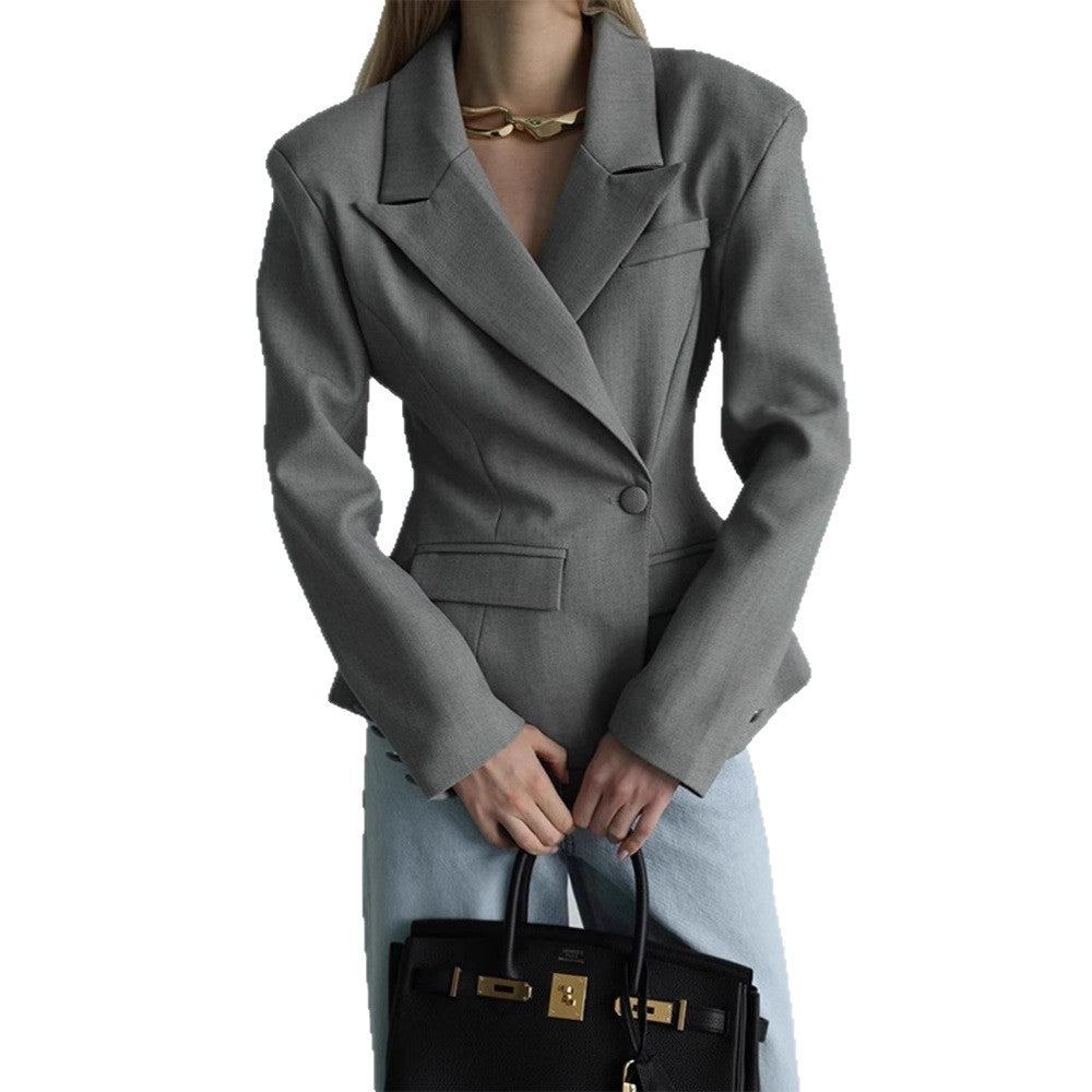 Damen Modischer Blazer mit tailliertem Schnitt und dekorativen Taschen Stalluxe