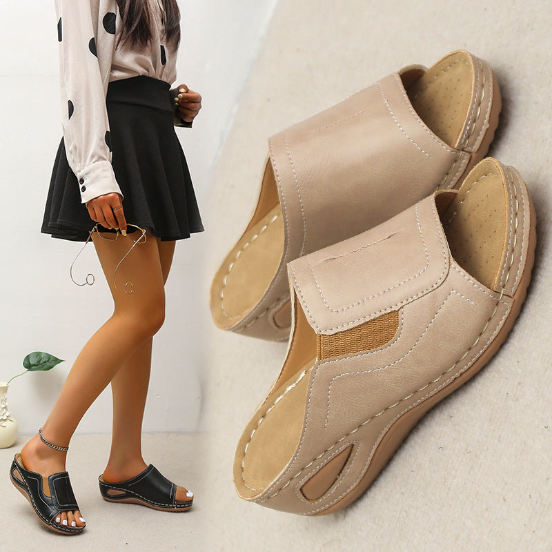 Damen Komfortable Clogs mit elastischen Einsätzen und anatomischem Fußbett Stalluxe