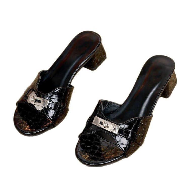 Damen elegante Mules mit dekorativem Schmuckdetail und komfortablem Blockabsatz Stalluxe