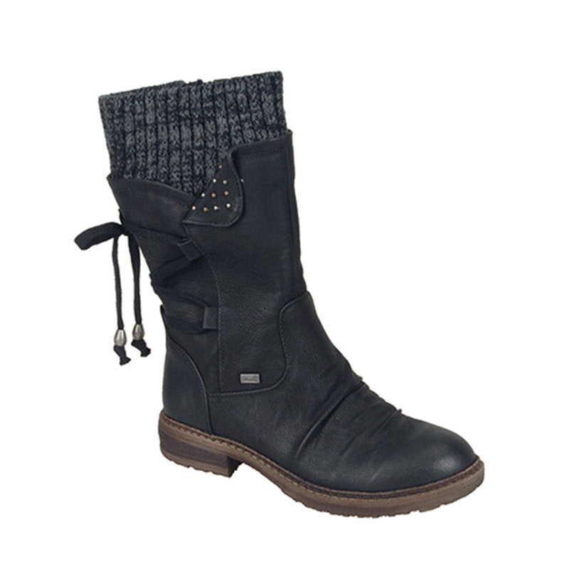 Damen Winterliche Stiefel aus weichem Wildleder mit dekorativem Riemendesign Stalluxe