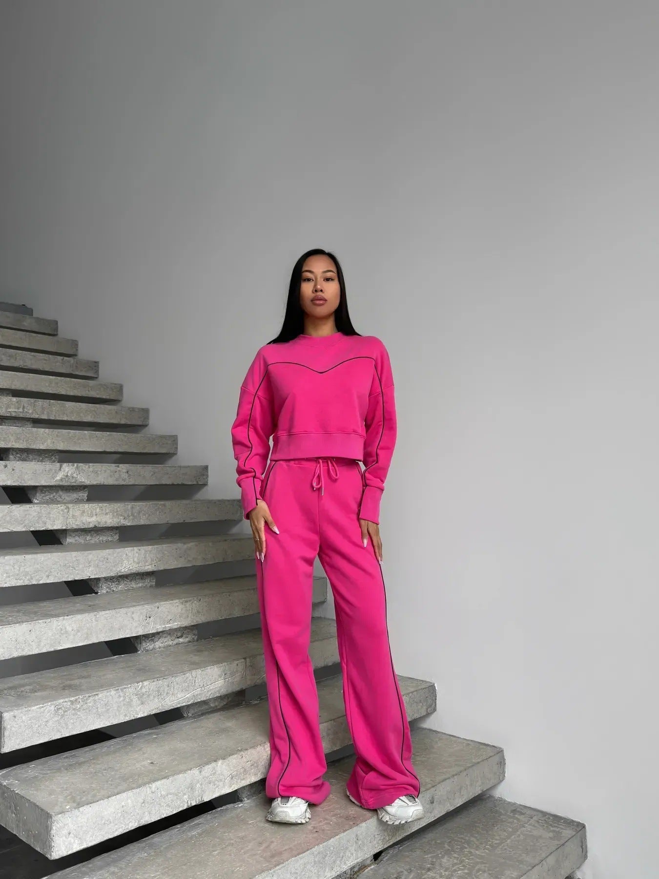 Damen Stylishes Sweatshirt und weite Hose Set Stalluxe