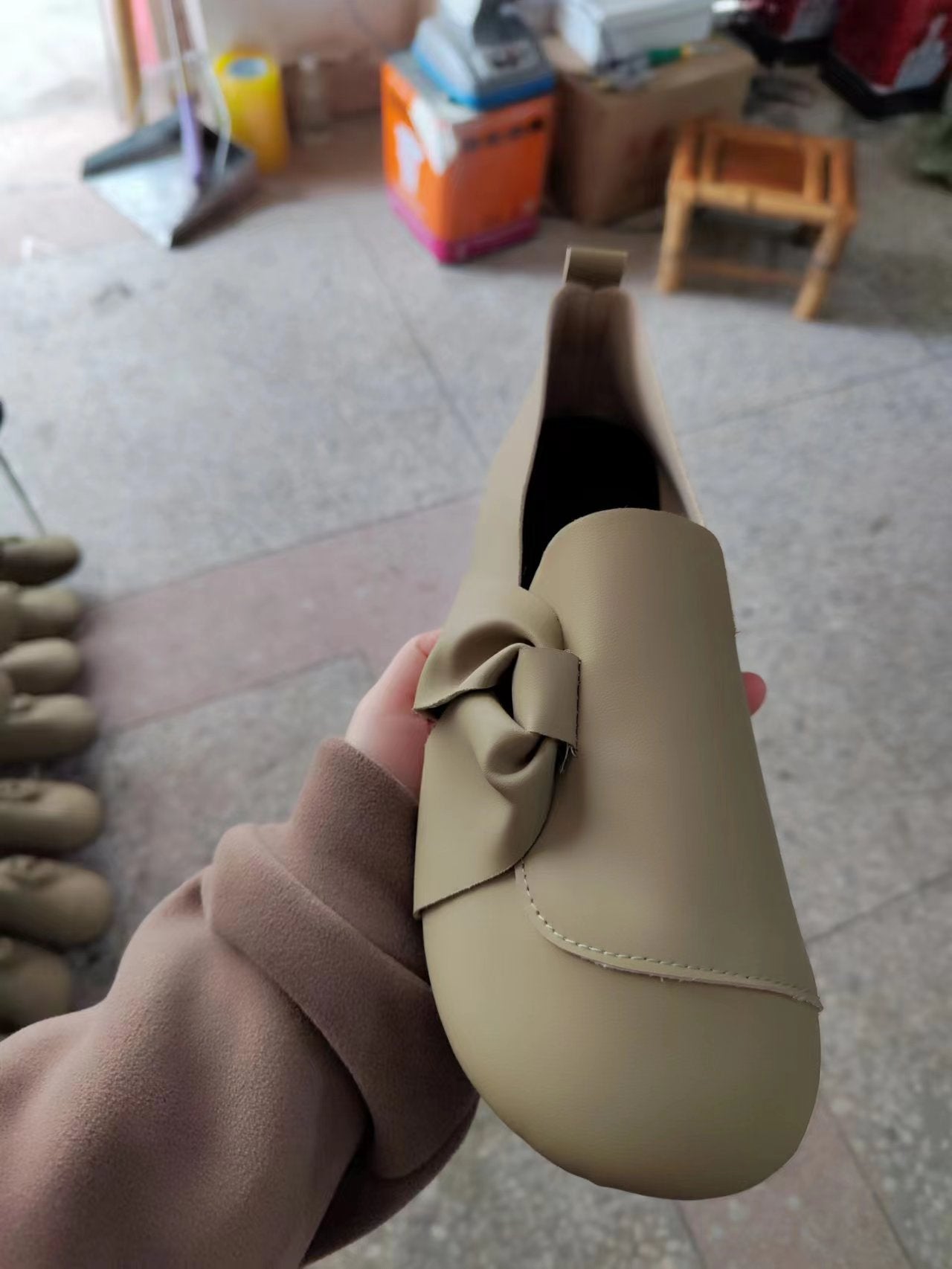 Damen Elegante Mules mit dekorativem Knotendesign Stalluxe