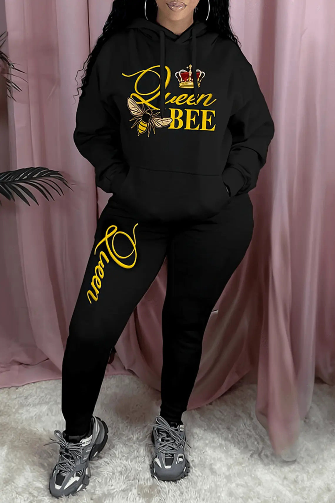 Damen Hoodie und Jogginghose Set mit kreativem "Queen Bee" Design Stalluxe