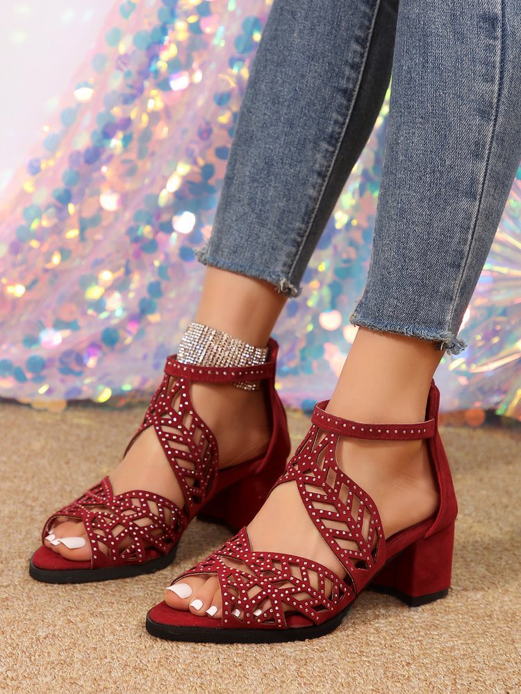 Damen Elegante Sandalen mit glamourösem Strassdetail und modischem Riemendesign Stalluxe