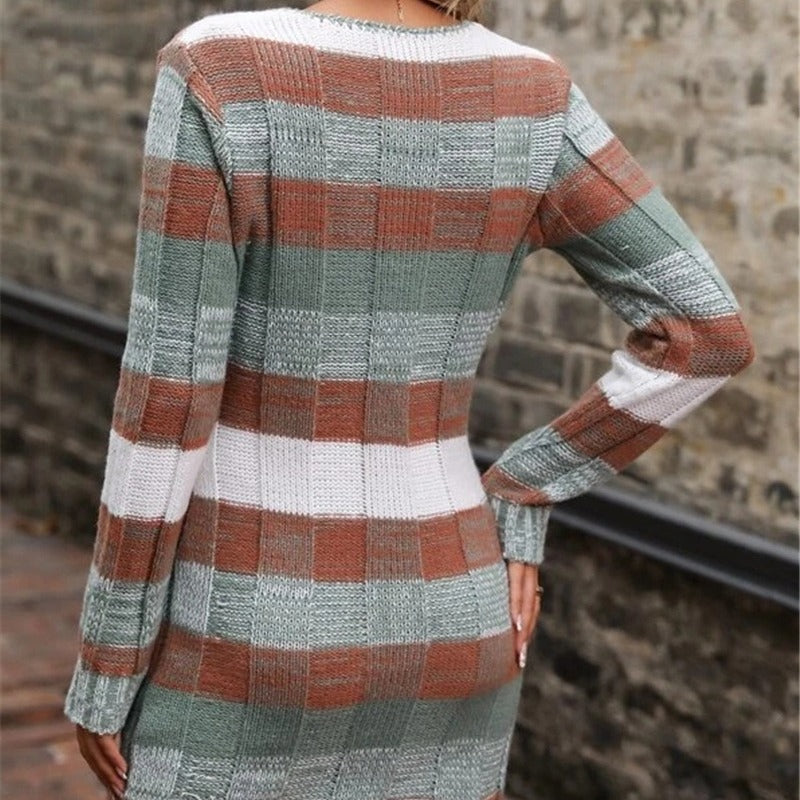 Damen Strickkleid im modernen Karomuster mit aufgesetzten Taschen Stalluxe