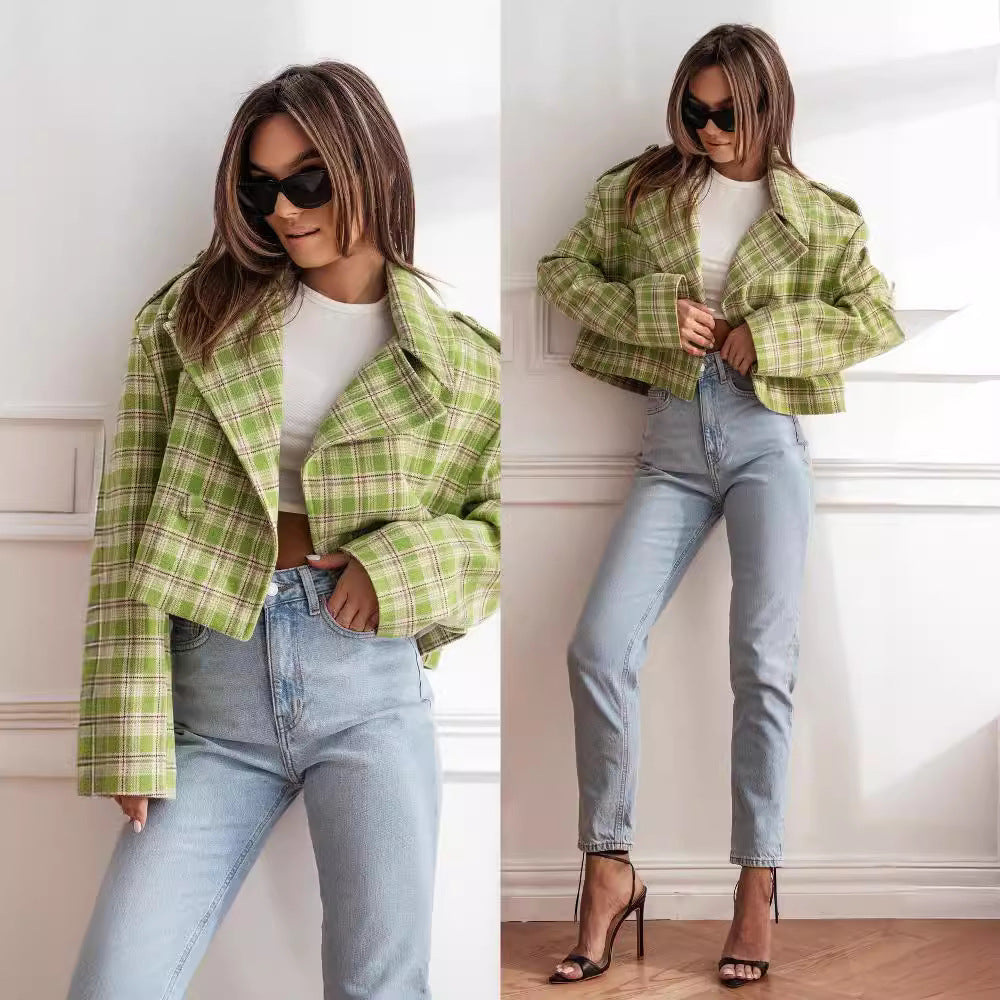 Damen Kurzjacke im trendigen Oversized-Stil mit doppelter Knopfleiste und weichem Material Stalluxe