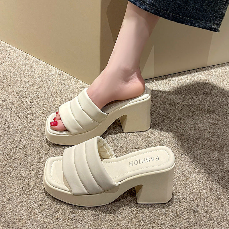 Damen Plateau-Sandalen mit breitem Riemen und modernem Blockabsatz Stalluxe