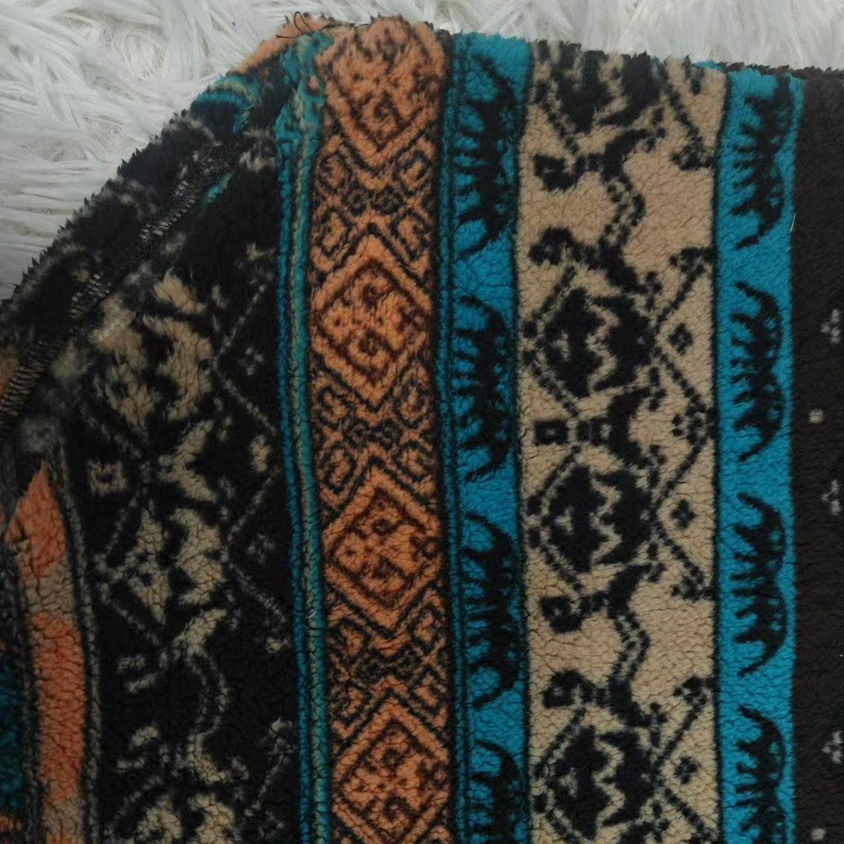 Damen modische Strickjacke mit detailreicher Farbgebung und komfortablem Schnitt Stalluxe