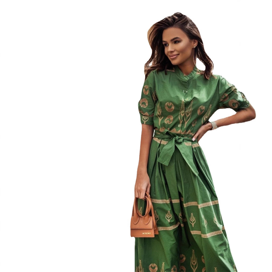 Damen Elegantes Maxikleid mit kunstvollen Musterdetails und Taillengürtel Stalluxe