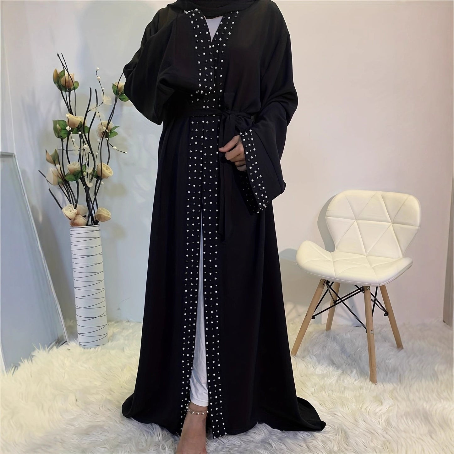 Damen elegante Abaya mit aufwendigen Strassdetails und Taillengürtel Stalluxe