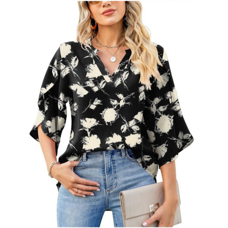 Women's Floral Print V-Neck Blouse Stalluxe