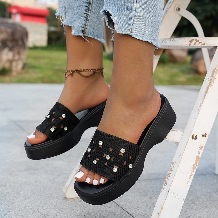 Damen Wedge-Sandalen mit eleganter Schmuckverzierung Stalluxe
