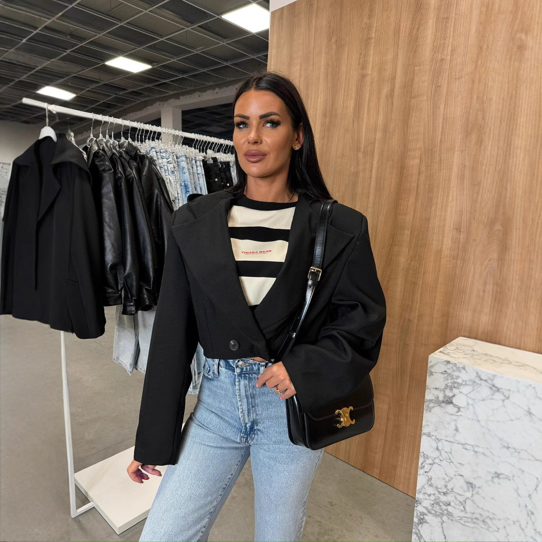 Damen Eleganter Mantel mit Kapuze und doppelter Knopfleiste Stalluxe