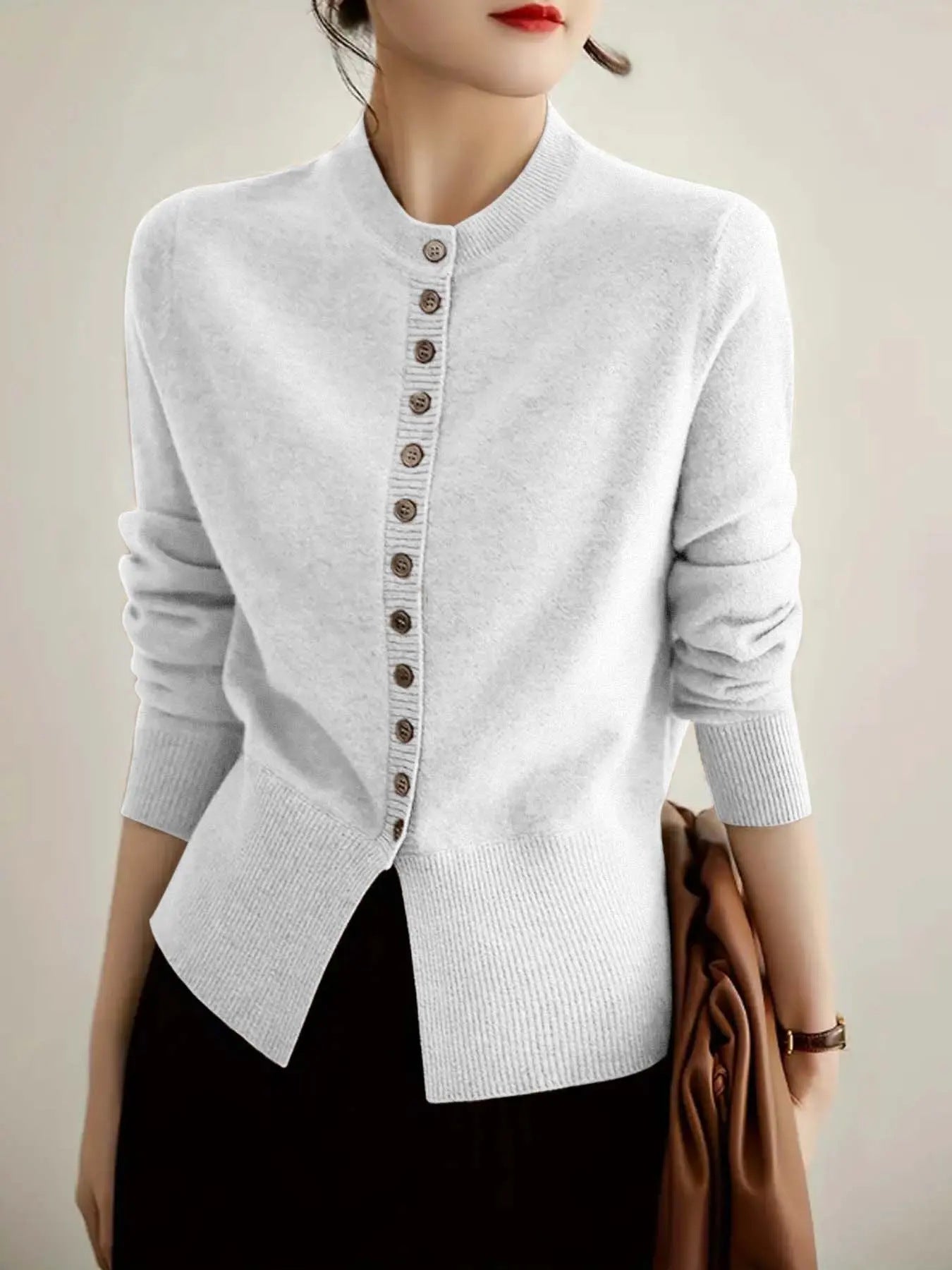 Damen Strickjacke mit feiner Knopfleiste und elegantem Stehkragen Stalluxe