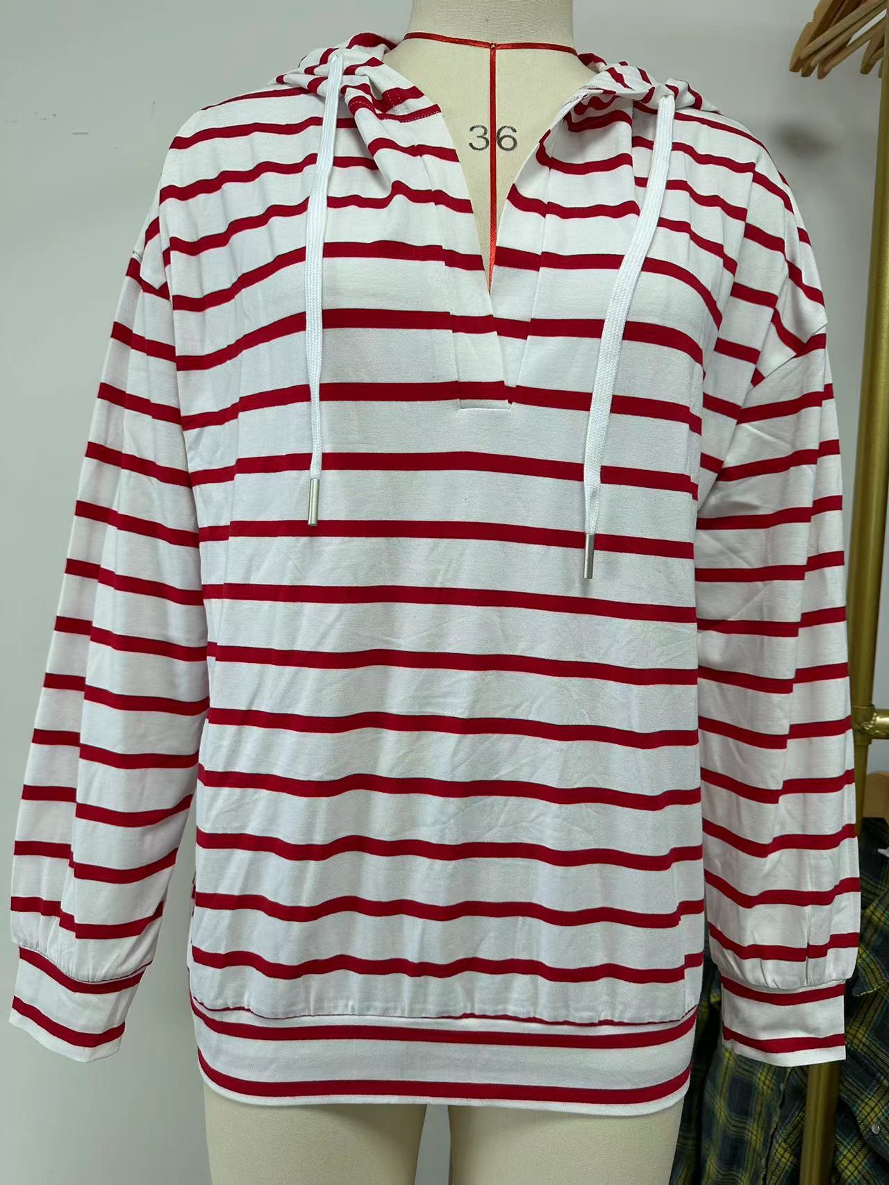 Damen Kapuzenpullover mit modischem Streifenmuster und lässiger Passform Stalluxe