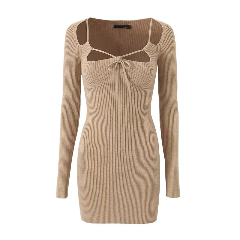 Damen figurbetontes Rippkleid mit Cut-Out-Details und langen Ärmeln Stalluxe