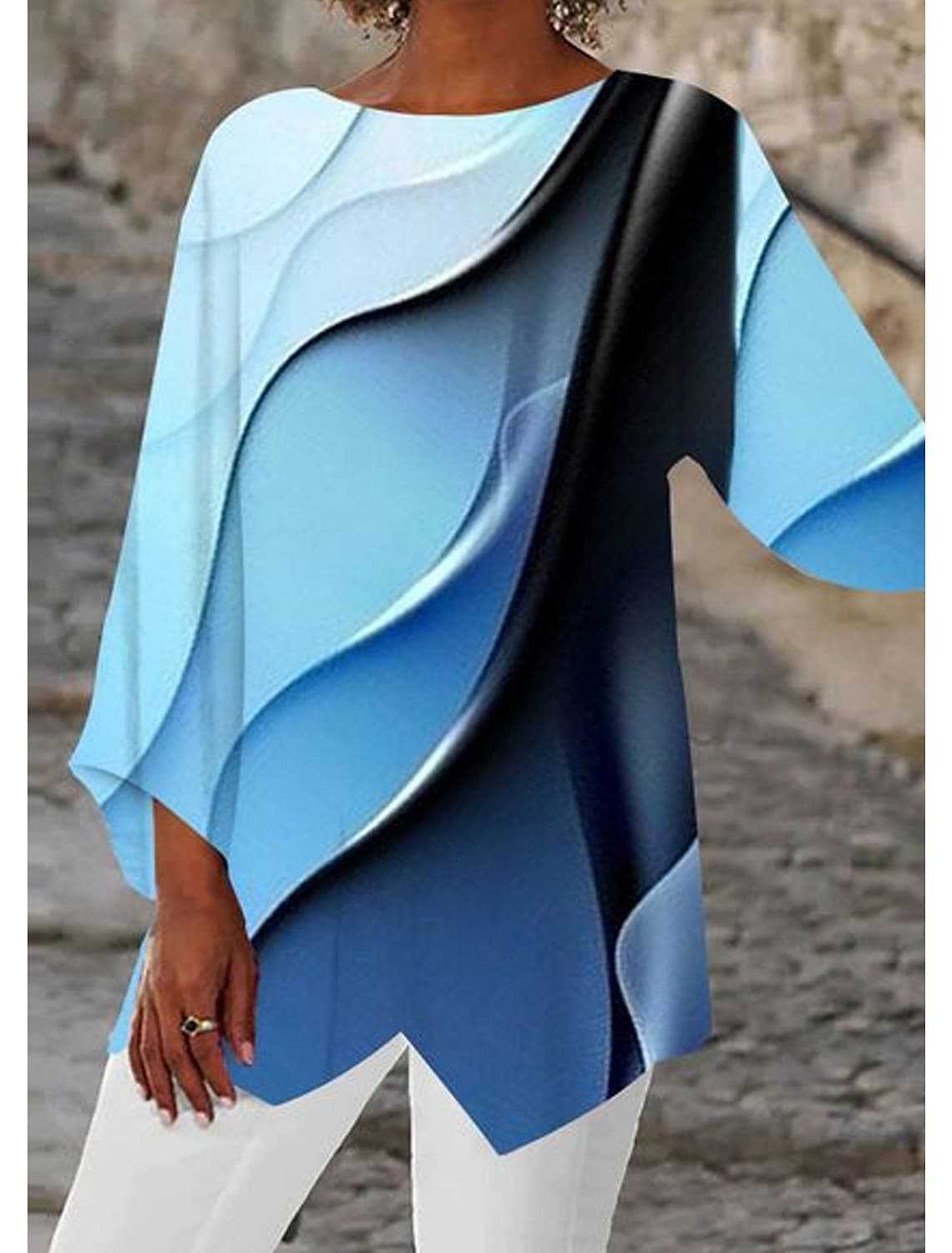 Damen Oversize-Bluse mit modernem Chevron-Muster und Bumerangärmeln Stalluxe