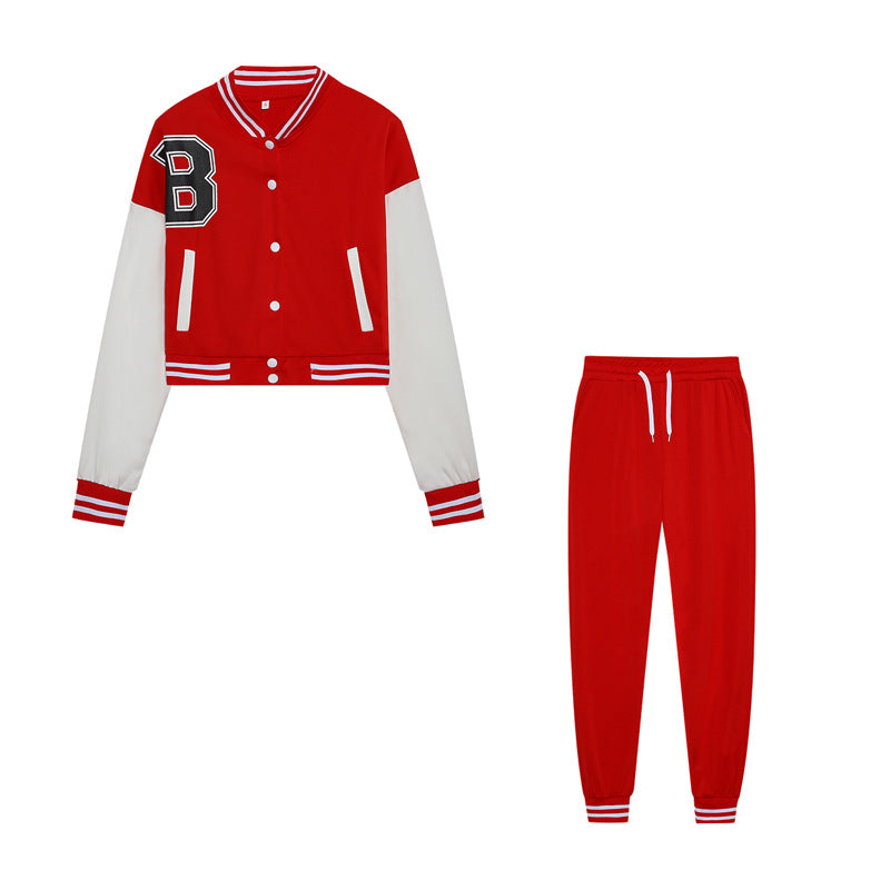 Damen Sportliches Set mit cropped Jacke und bequemen Jogginghosen Stalluxe