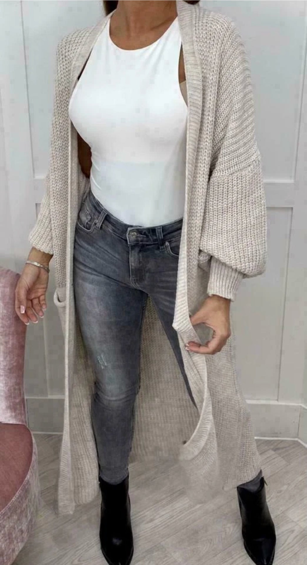 Damen Langer Strickcardigan mit strukturierter Maschenoptik und praktischen Taschen Stalluxe