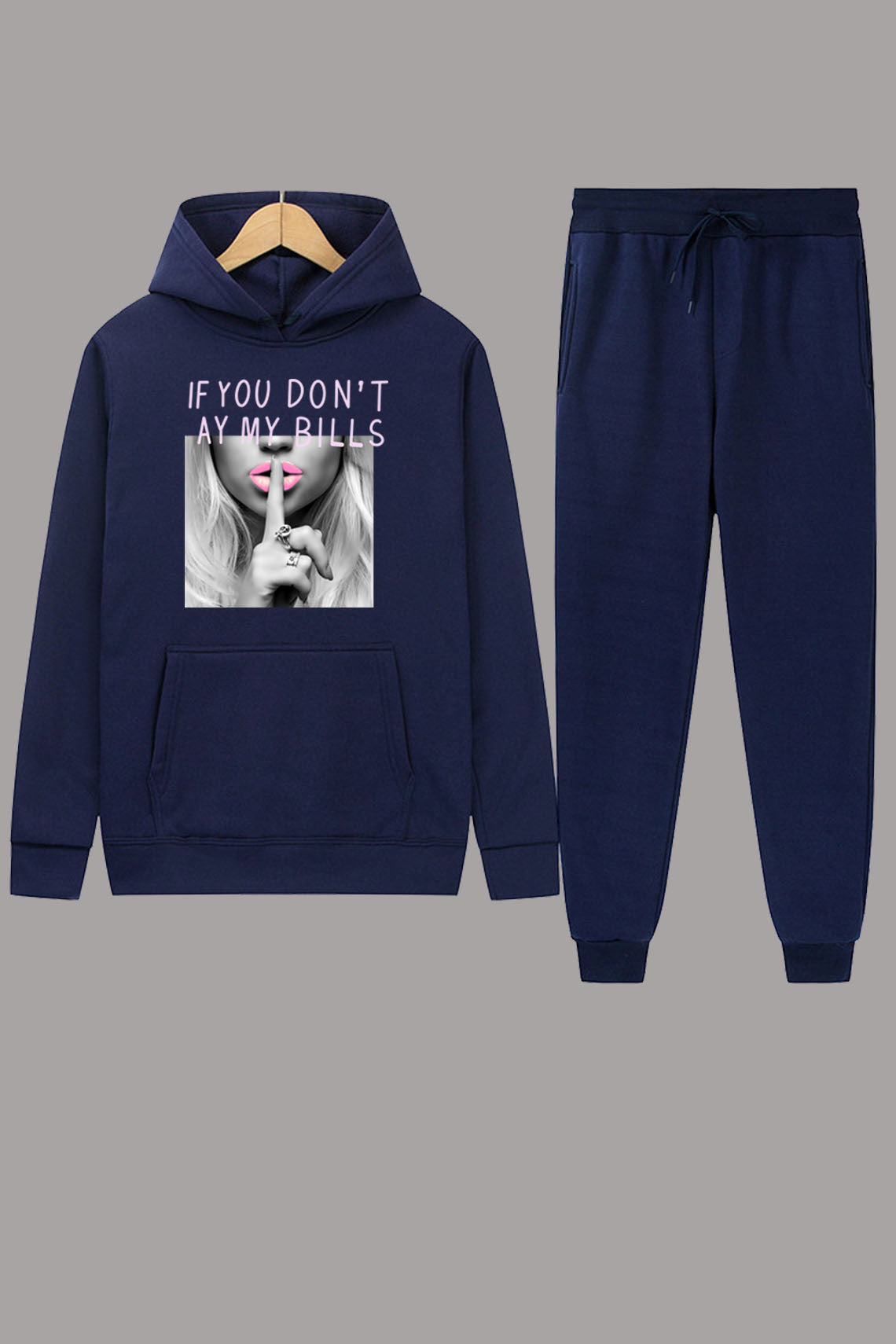 Damen Hoodie und Jogginghose Set mit provokantem Druckdesign Stalluxe
