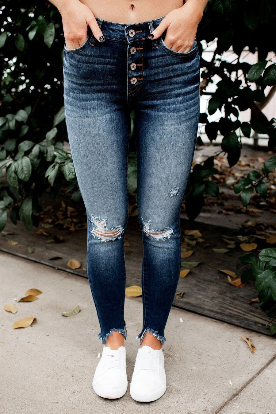 Damen Skinny Jeans mit hoher Taille und Destroyed-Details Stalluxe