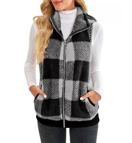 Damen Fleece-Weste mit Karomuster und hochwertigem Reißverschluss Stalluxe