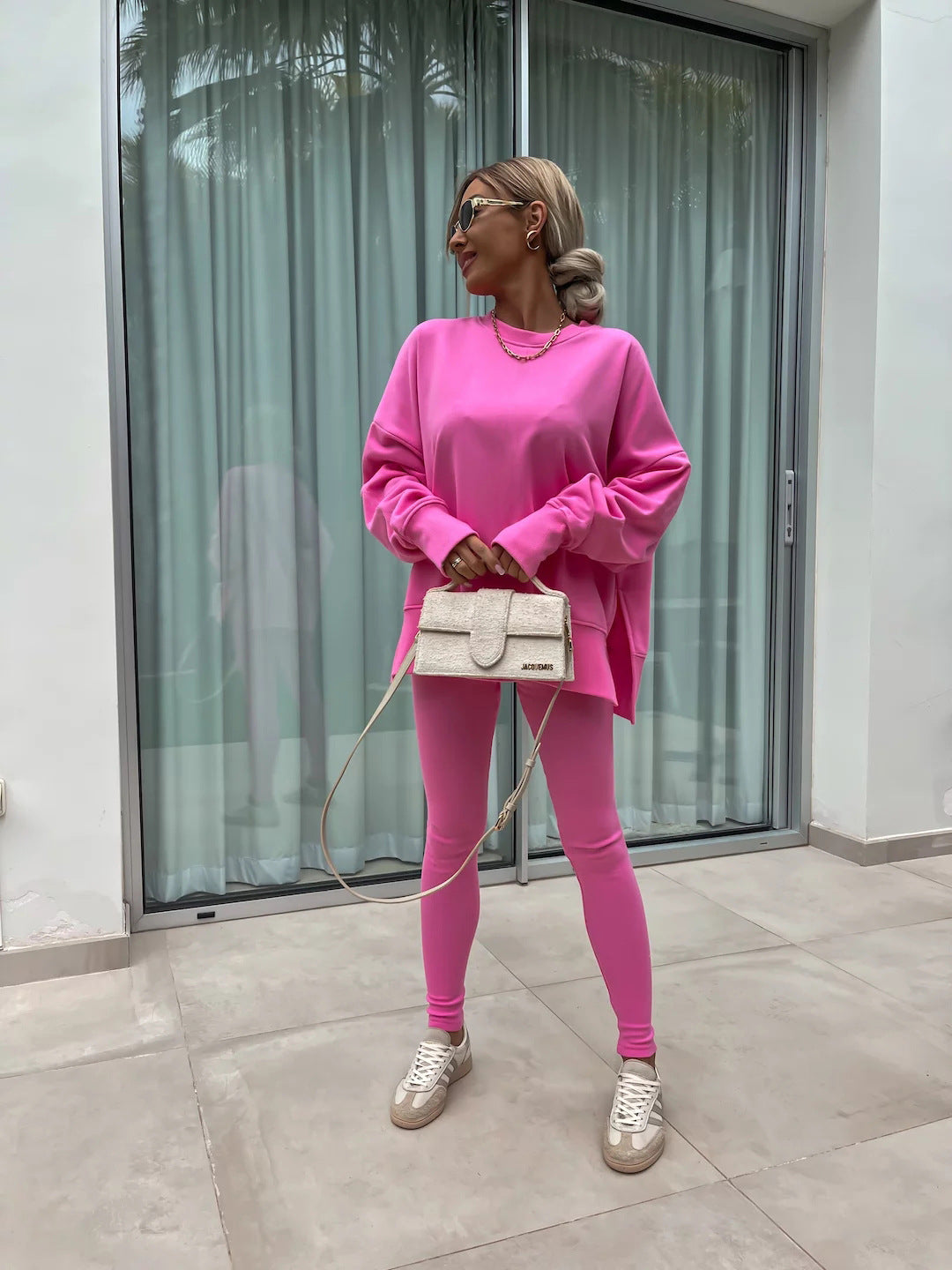 Damen Oversized Sweatshirt mit hoch geschnittenen Leggings Stalluxe