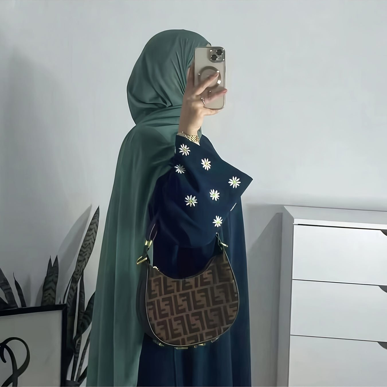 Damen elegantes Tunikakleid mit floralem Stickmuster Stalluxe