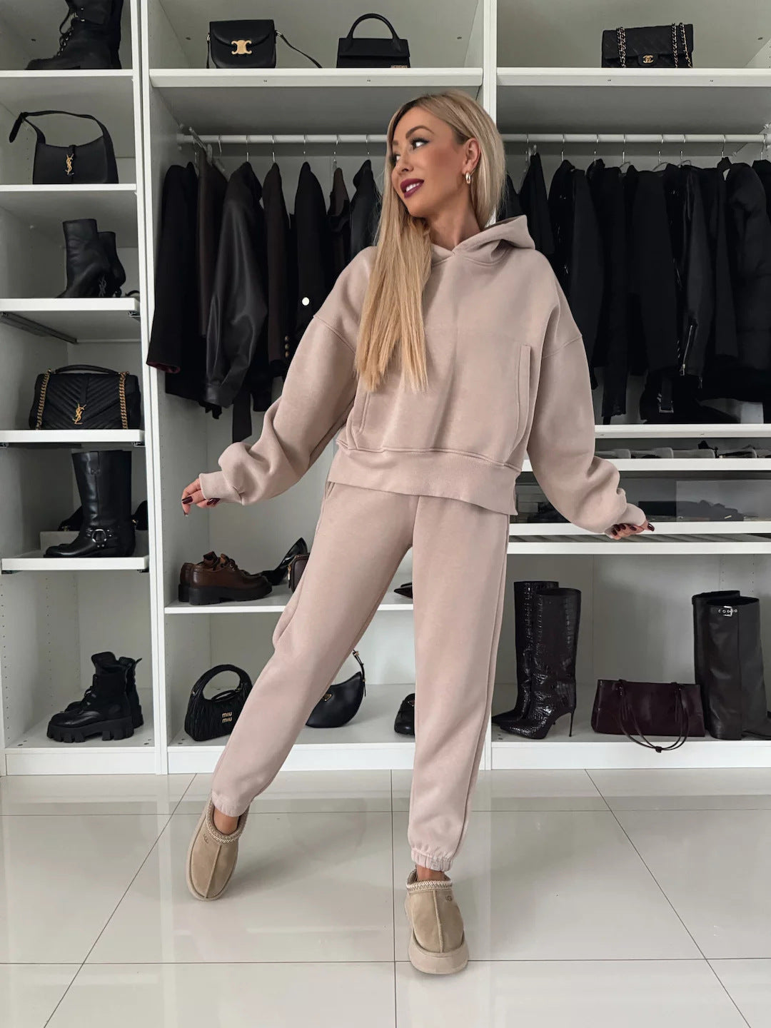 Damen lässiger Hoodie und Jogginghose Set mit elastischem Bund und geräumigen Taschen Stalluxe