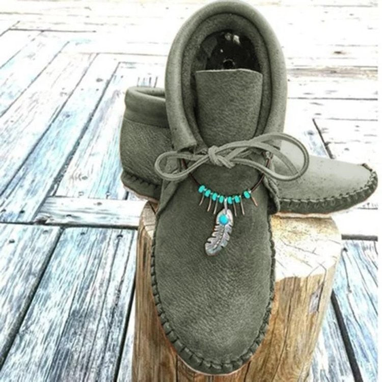 Damen Mokassins mit dekorativem Feder-Anhänger und weichem Leder Stalluxe