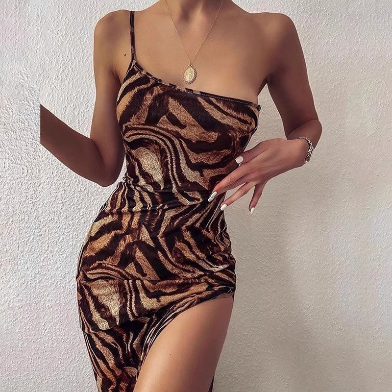 Damen Spaghetti-Träger Kleid mit raffiniertem Tiermuster und hohem Schlitz Stalluxe