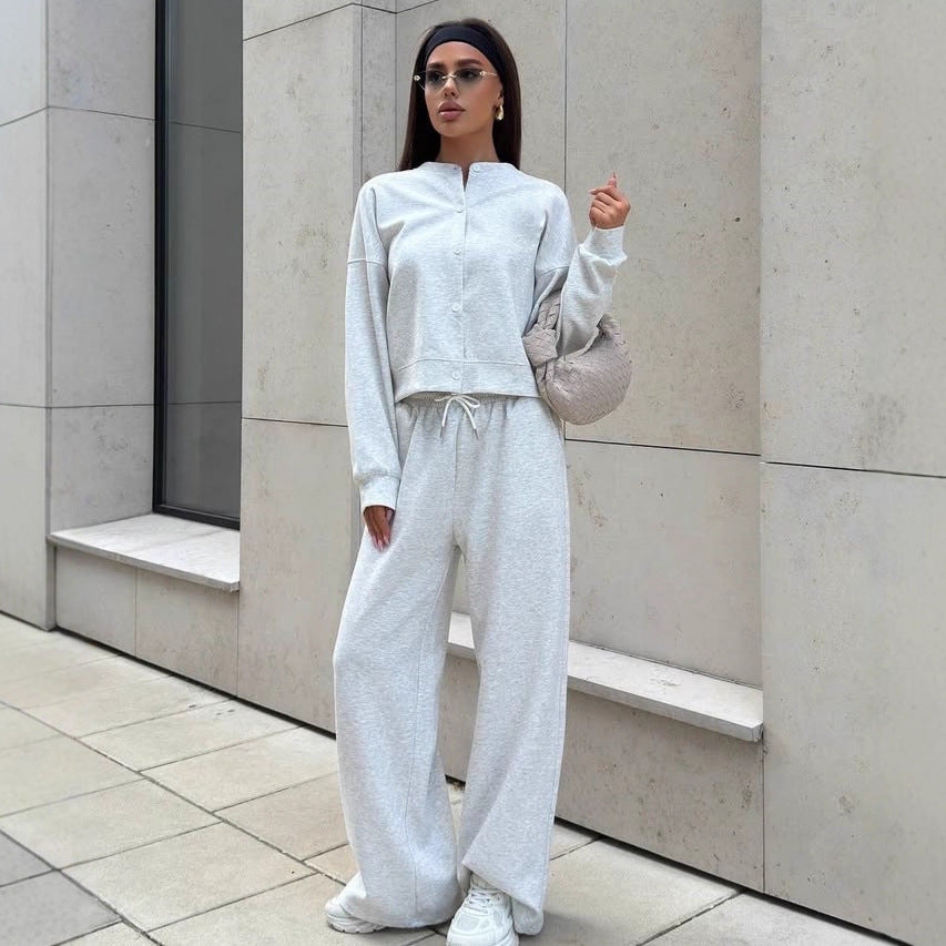 Damen sportliches Freizeit-Set mit lockerem Schnitt und praktischen Taschen Stalluxe
