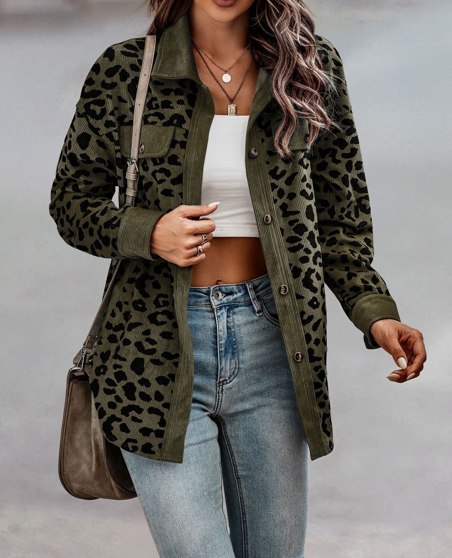 Damen Jacke im Leopardenmuster mit strukturiertem Stoff und praktischen Taschen Stalluxe