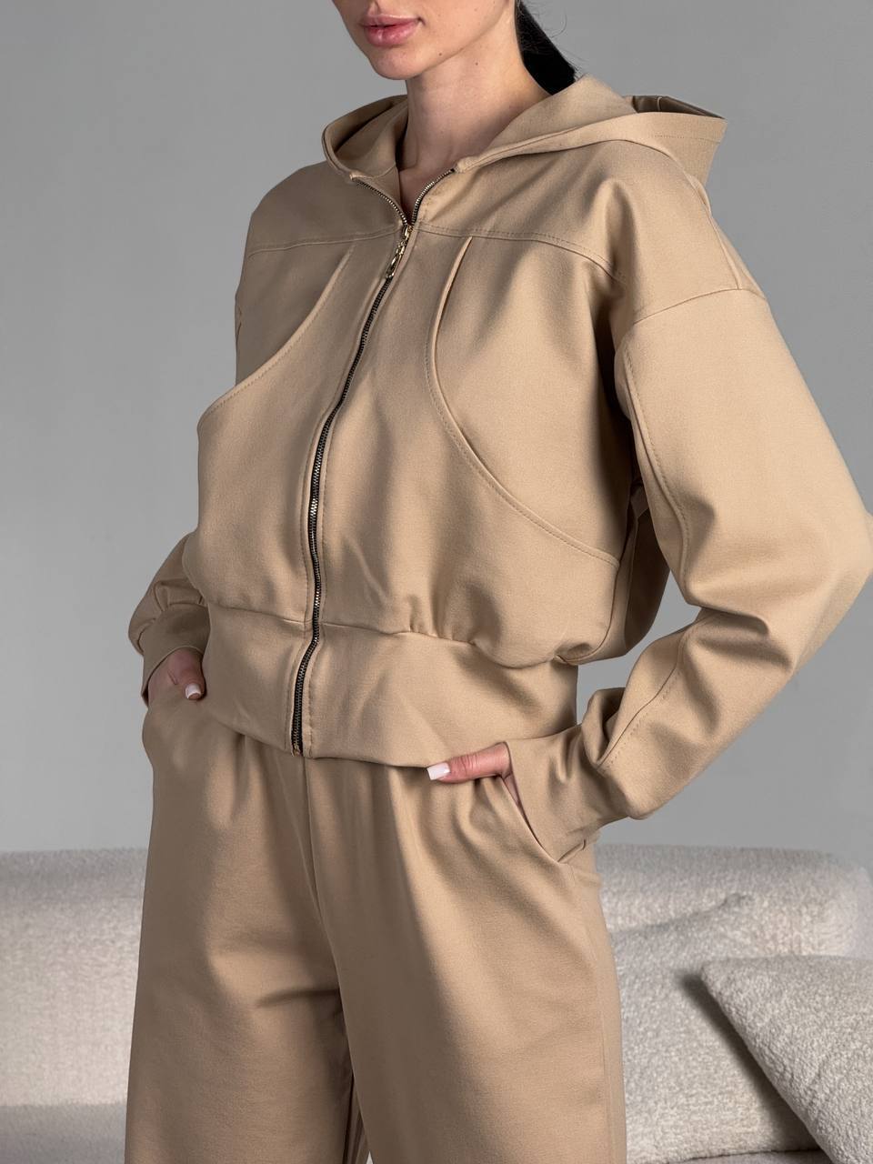 Damen Sportliche Sweatjacke mit praktischen Taschen und gemütlichem Schnitt Stalluxe