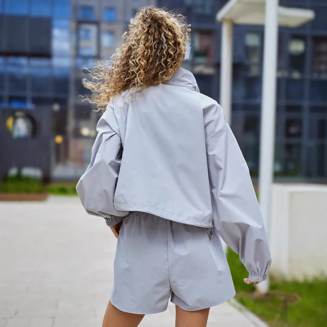 Damen lässige Sportjacke mit voluminösen Ärmeln und passender Shorts Stalluxe