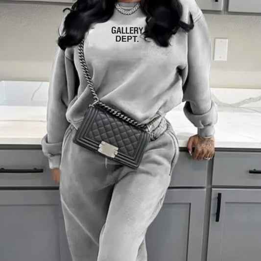 Damen Freizeit Sweatanzug mit stilvollen Grafiken Stalluxe
