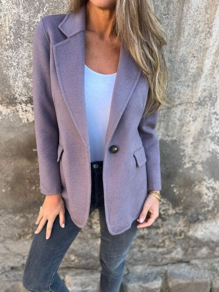 Damen modischer Blazer mit weichem Stoff und eleganten Details Stalluxe