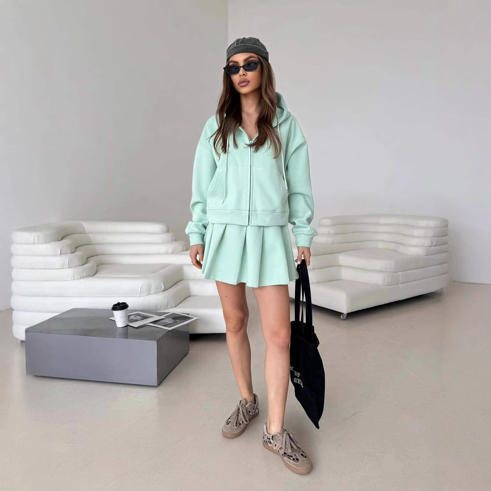 Damen Kapuzenjacke und Rock-Set mit lässigem Schnitt und praktischen Taschen Stalluxe
