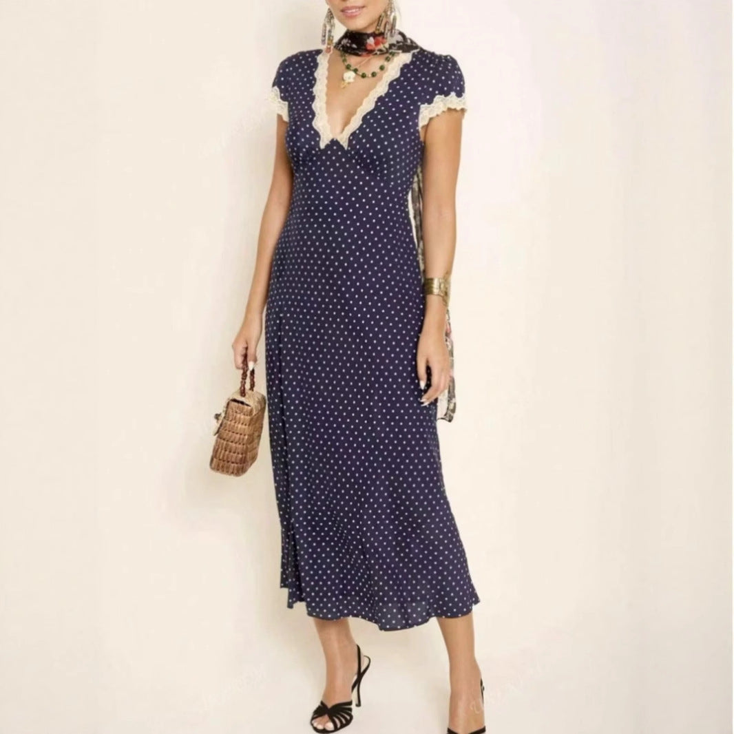 Damen Maxikleid mit raffiniertem Schnitt und floralen Spitzenakzenten Stalluxe