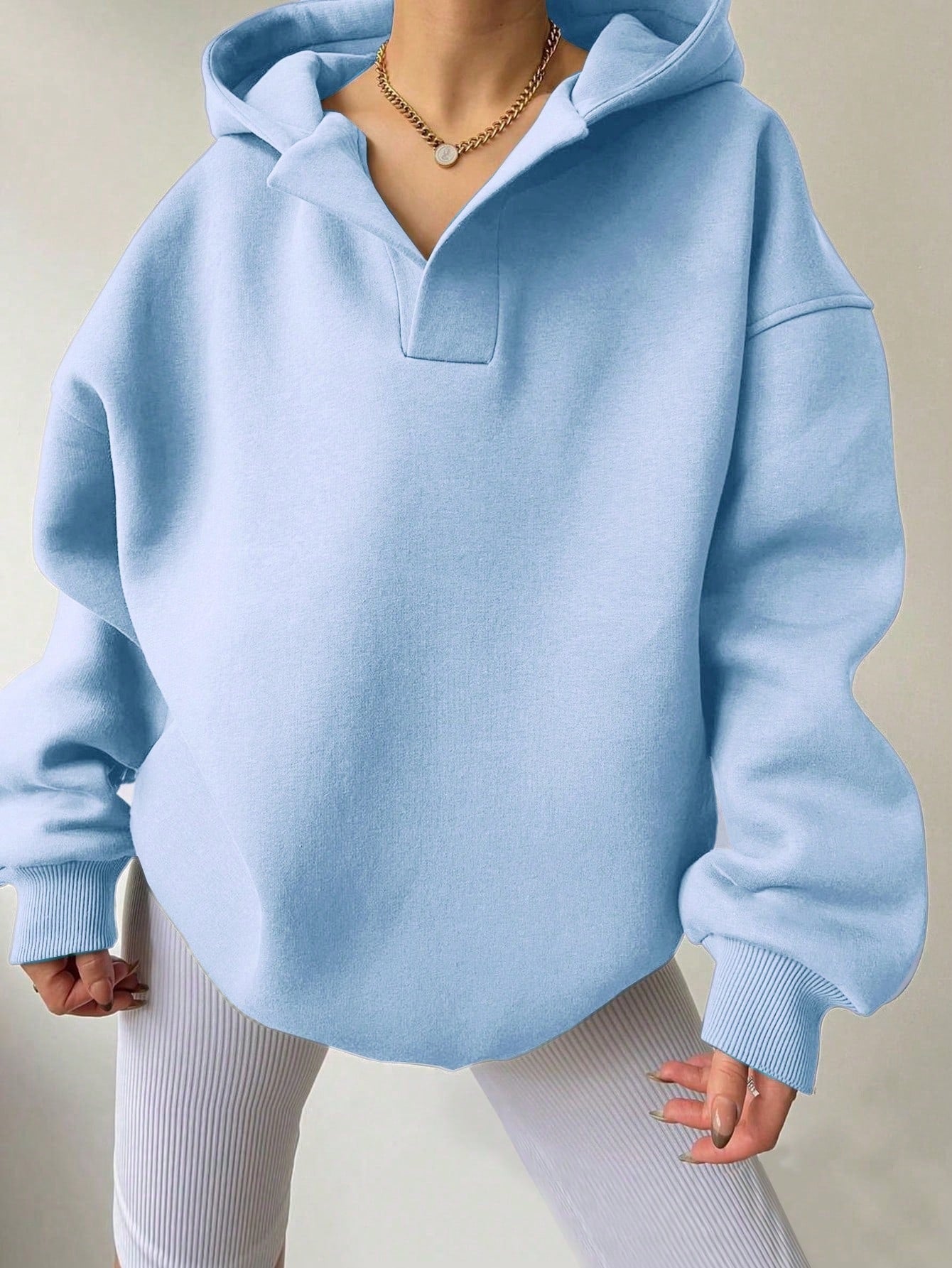 Damen Oversize Hoodie mit modernem Kragen und weichem Innenfutter Stalluxe