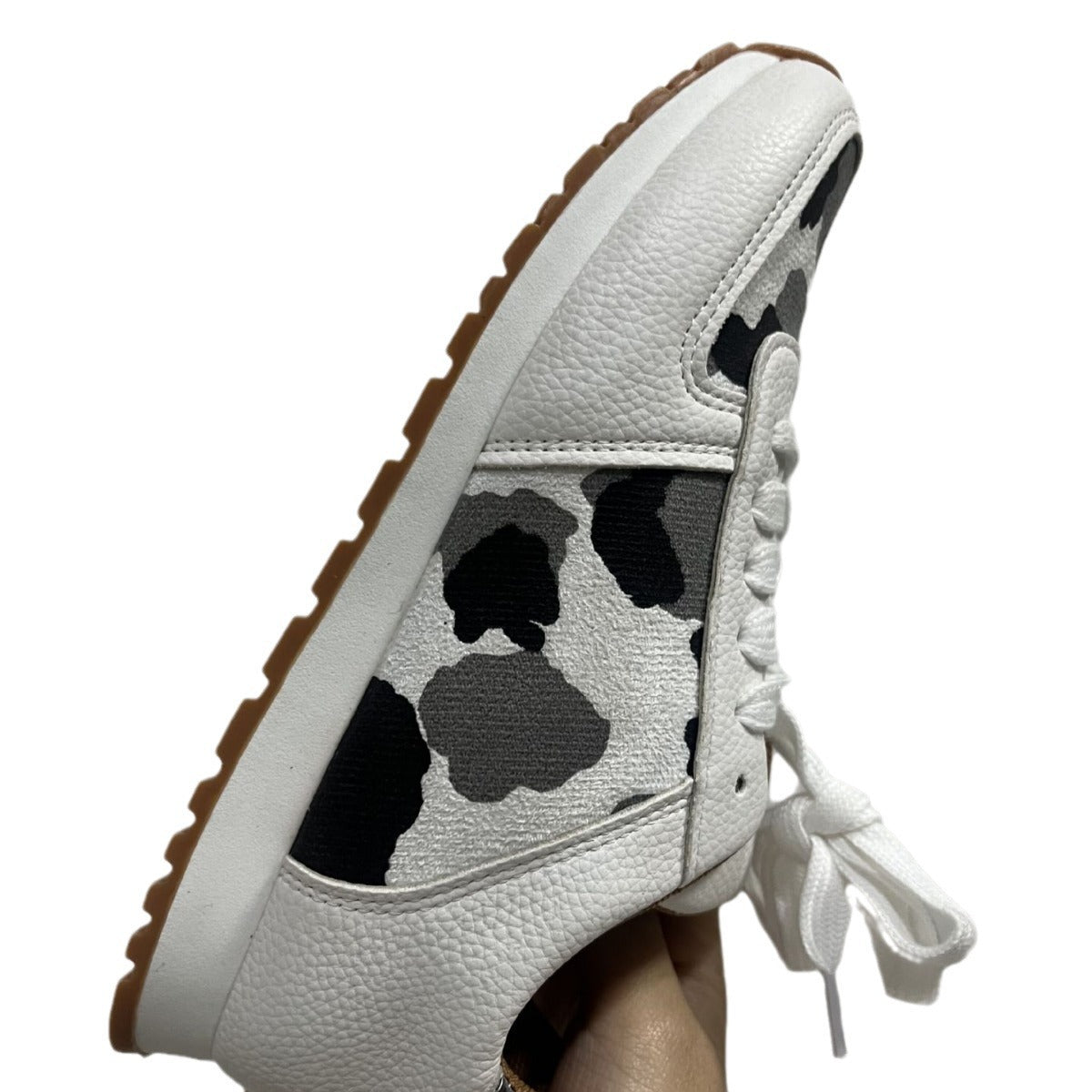 Damen Sneakers im modernen Kuhfell-Design mit flexiblem Sohlenkomfort Stalluxe