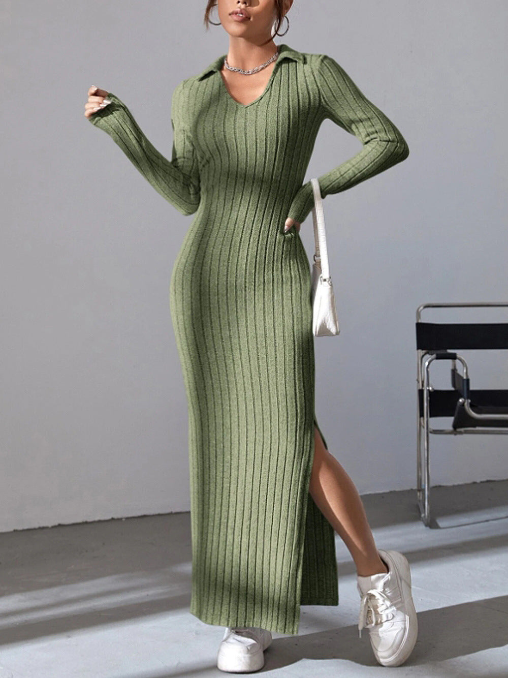 Damen Langärmliges Rippkleid mit Slit und Kragen Stalluxe