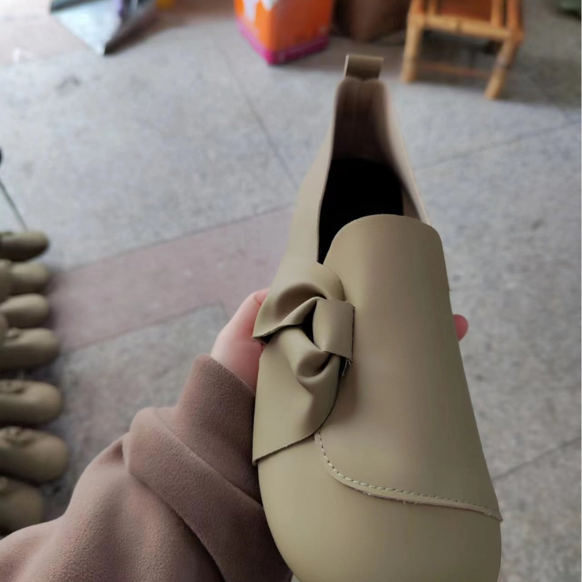 Damen Elegante Mules mit dekorativem Knotendesign Stalluxe
