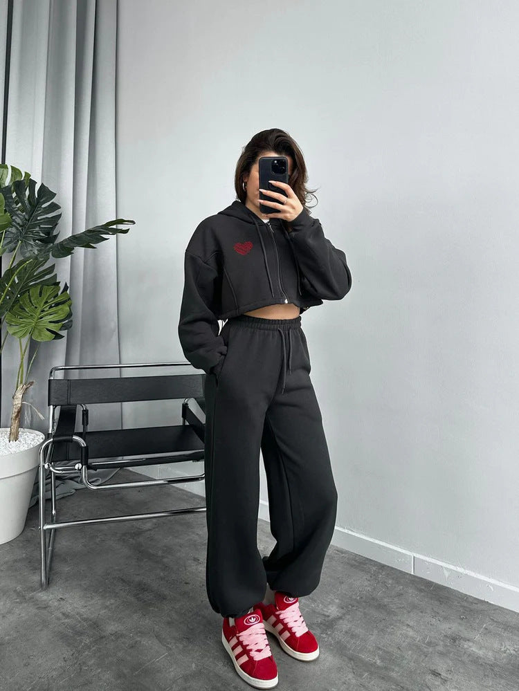 Damen cropped Kapuzenpullover und entspannte Jogginghose Set Stalluxe