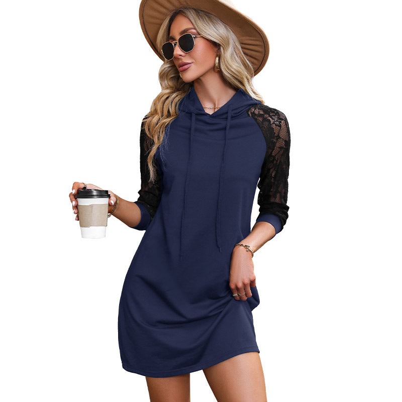 Damen Kapuzenkleid mit eleganten Spitzenärmeln Stalluxe