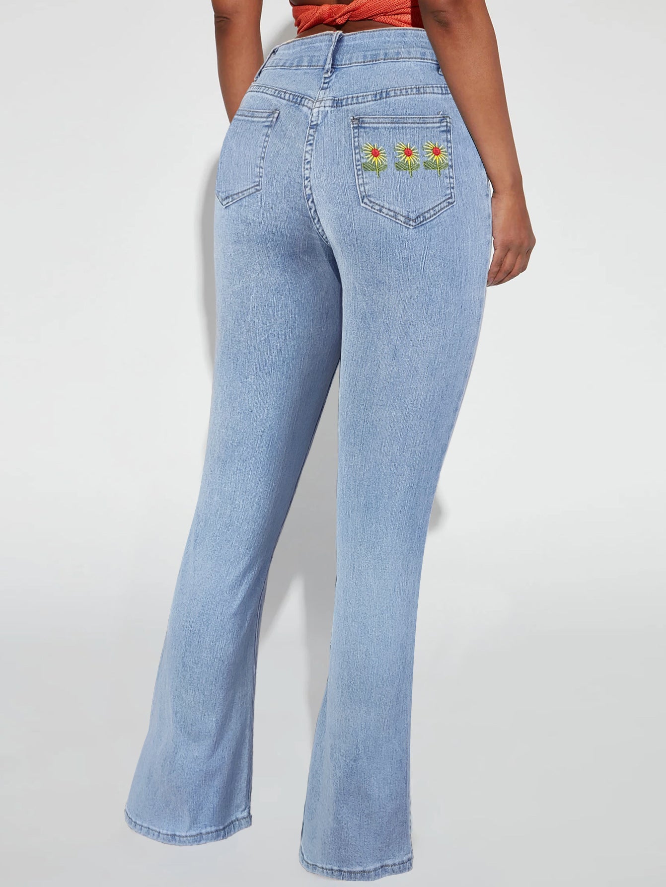 Damen Flared Jeans mit floralem Stickdesign und hohem Taillenschnitt Stalluxe