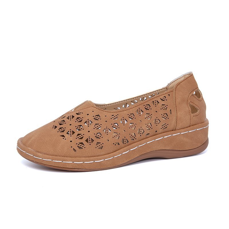 Damen elegante Clogs mit luftigen Schnittmuster und bequemer Sohle Stalluxe