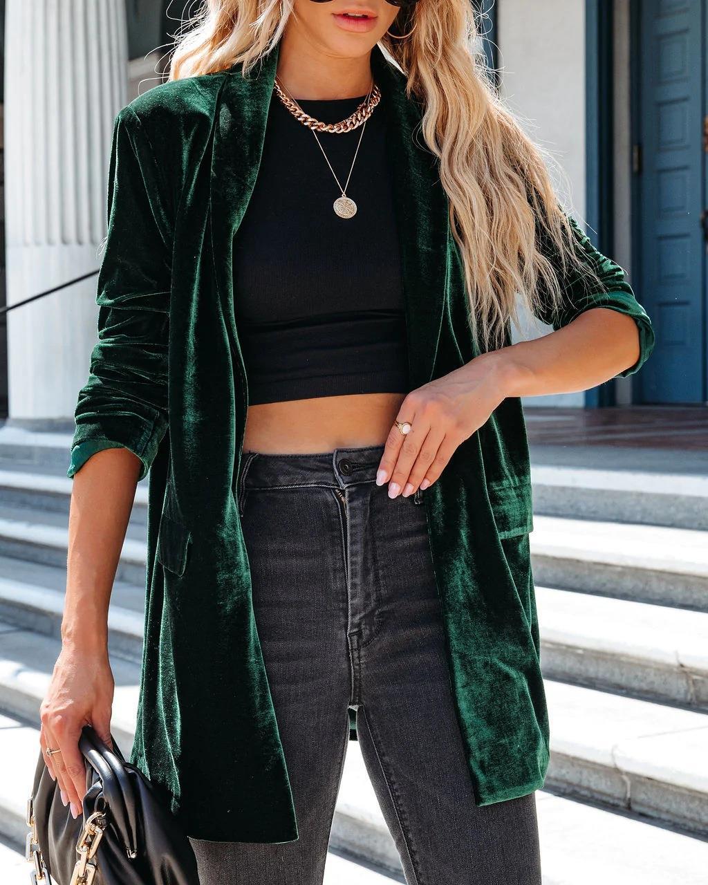 Damen Elegant geschnittener Velours-Blazer mit Taschen Stalluxe